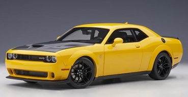 71737 Dodge Challenger SRT Hellcat Widebody 2018 (Yellow Jacket) 1:18